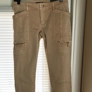 NWT - White Black House Market skinny crop